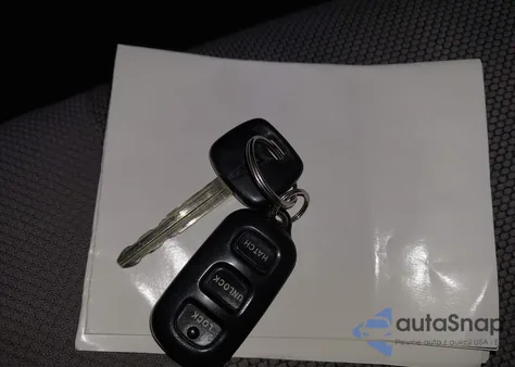 2004 Pontiac Vibe z USA, uszkodzony, nr VIN 5Y2SL62864Z425830